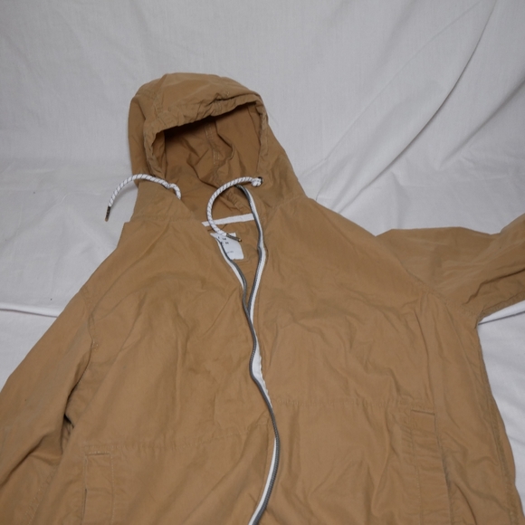 Jacket - Picture 4 of 4